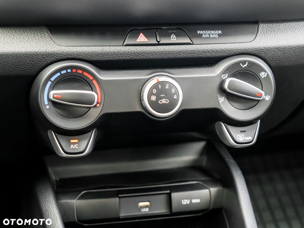 Kia Stonic 1.0 T-GDI M DCT - 16