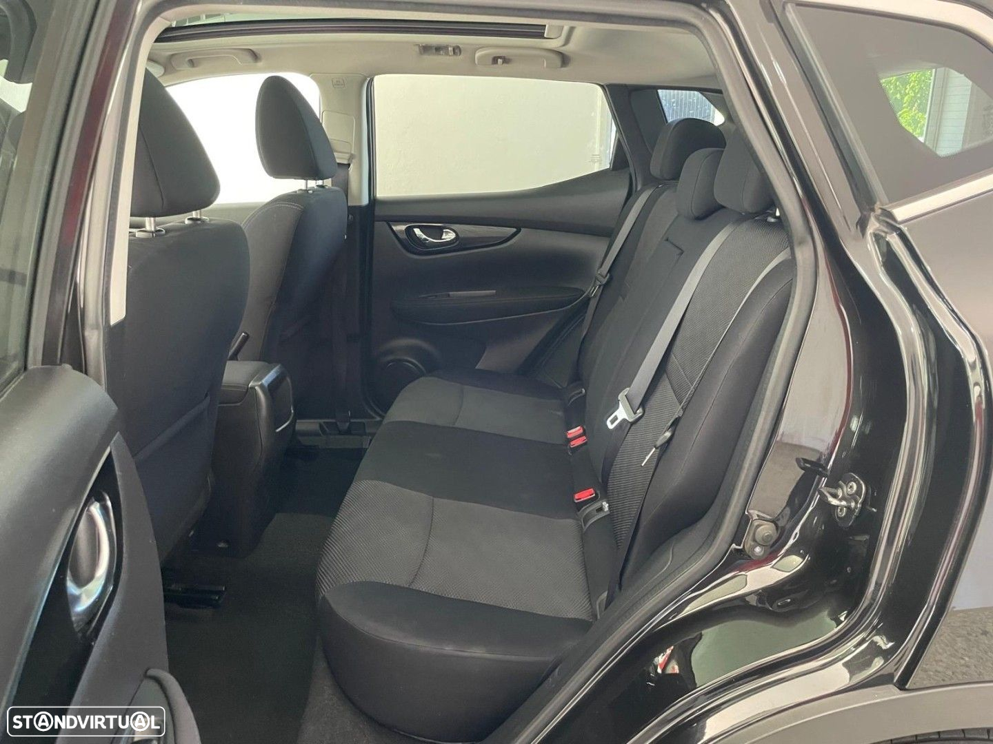 Nissan Qashqai 1.5 dCi N-Connecta 18 RS+PS - 10