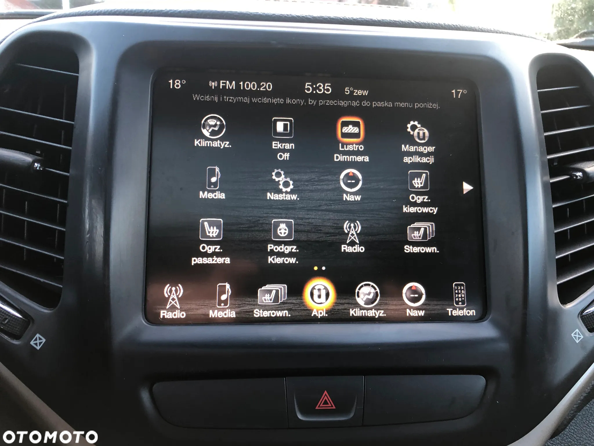 Jeep Cherokee - 34