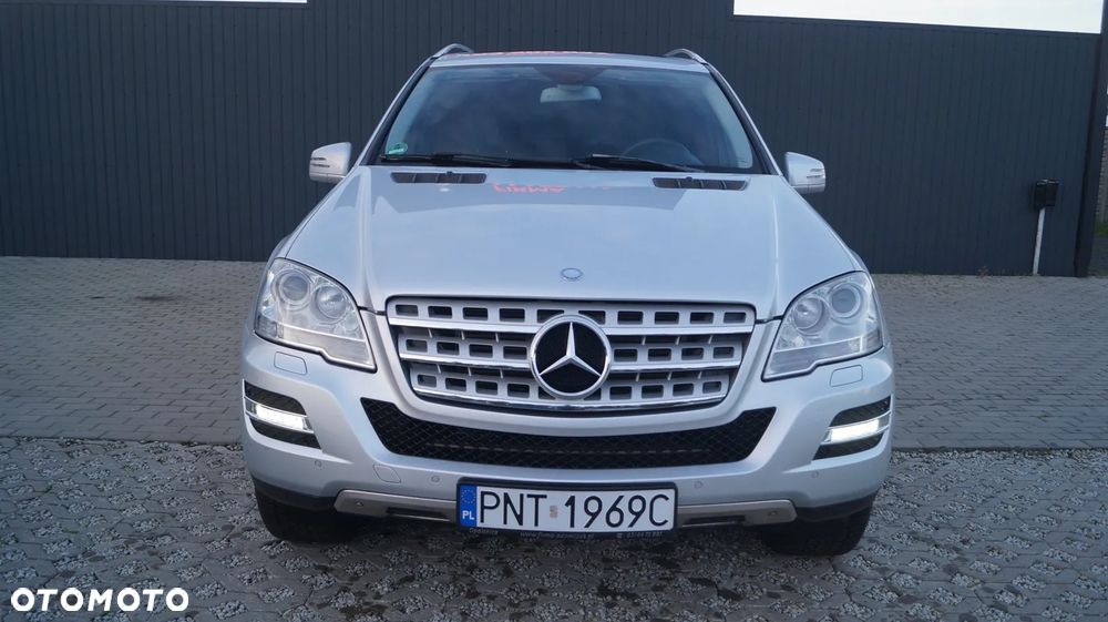 Mercedes-Benz ML 320 CDI 4Matic 7G-TRONIC DPF Edition 10 - 2