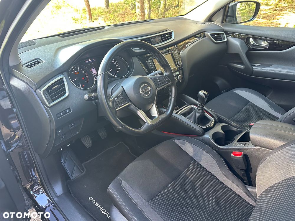 Nissan Qashqai 1.3 DIG-T Tekna - 17