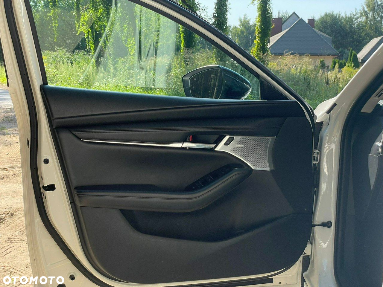 Mazda 3 - 25