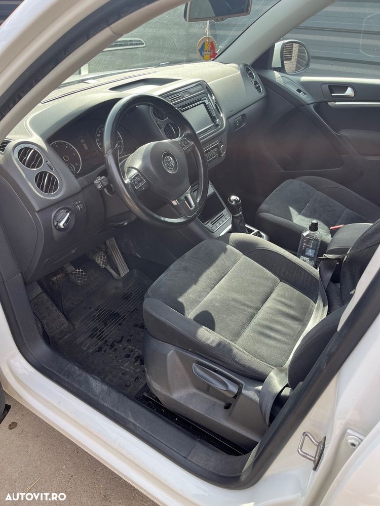 Volkswagen Tiguan - 6