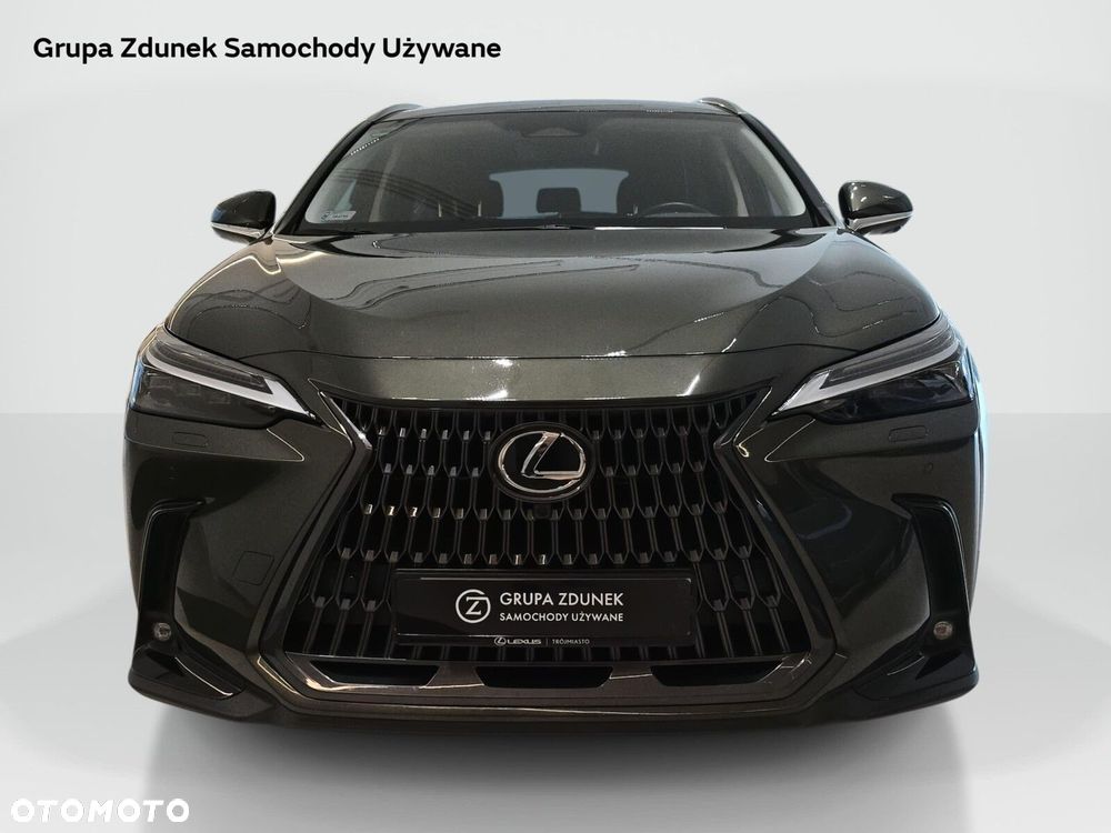 Lexus NX - 3