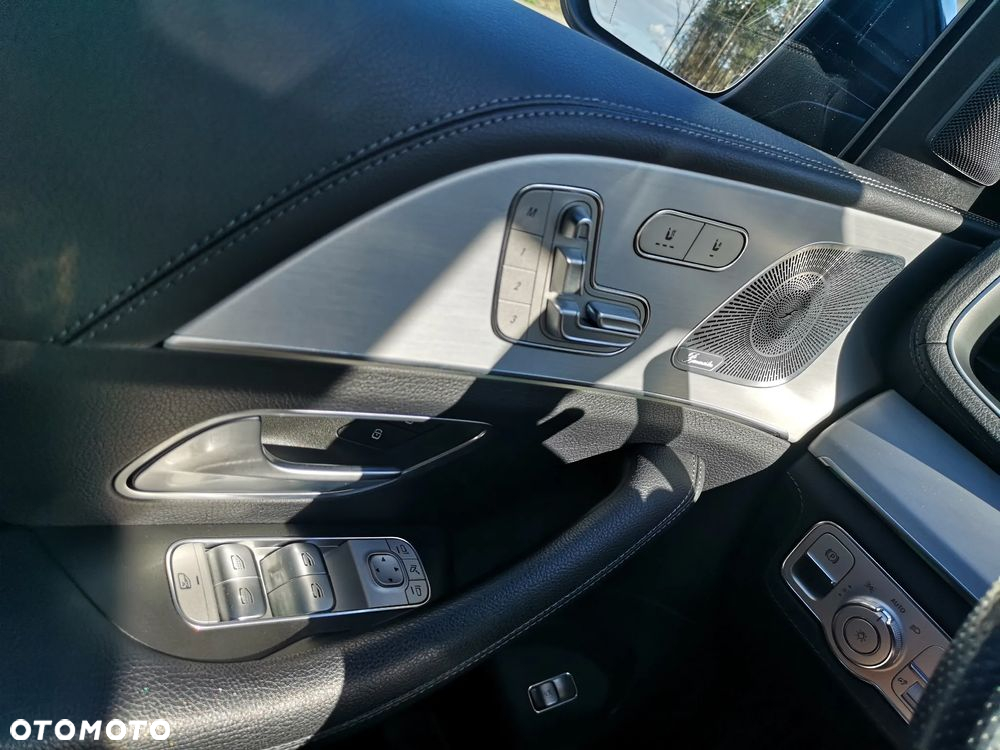 Mercedes-Benz GLE - 17