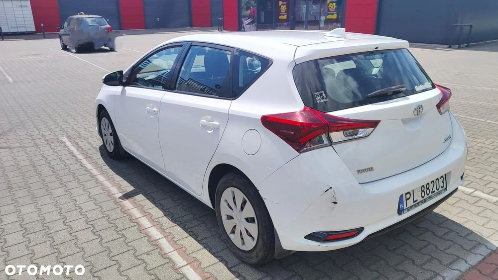 Toyota Auris 1.4 D-4D Business Edition - 7