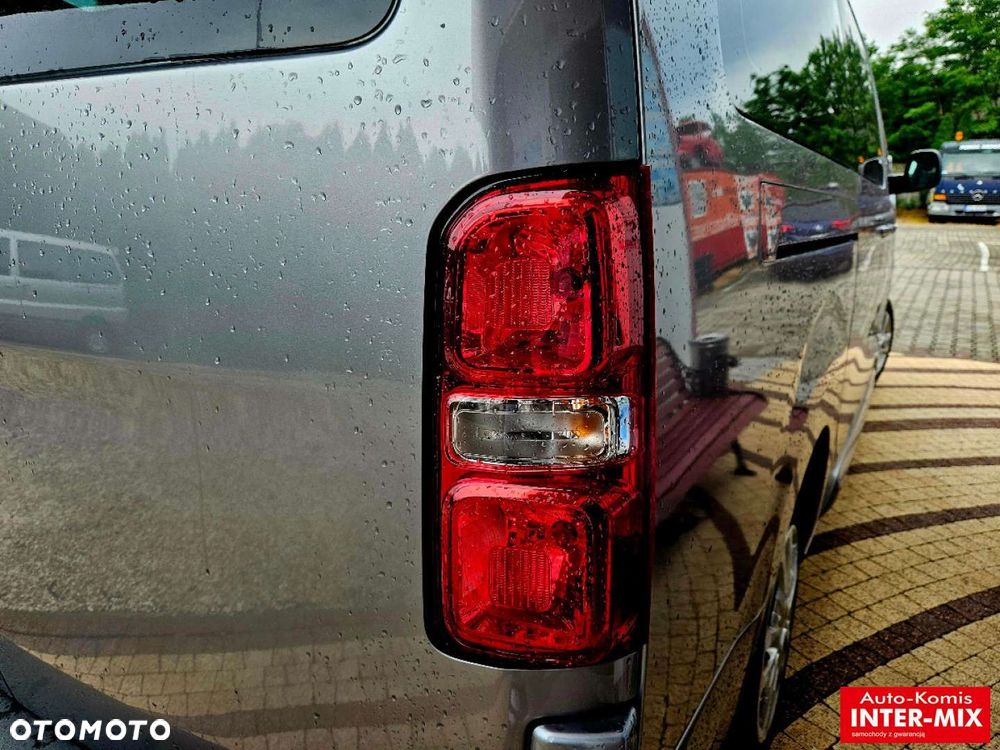 Opel Vivaro - 11