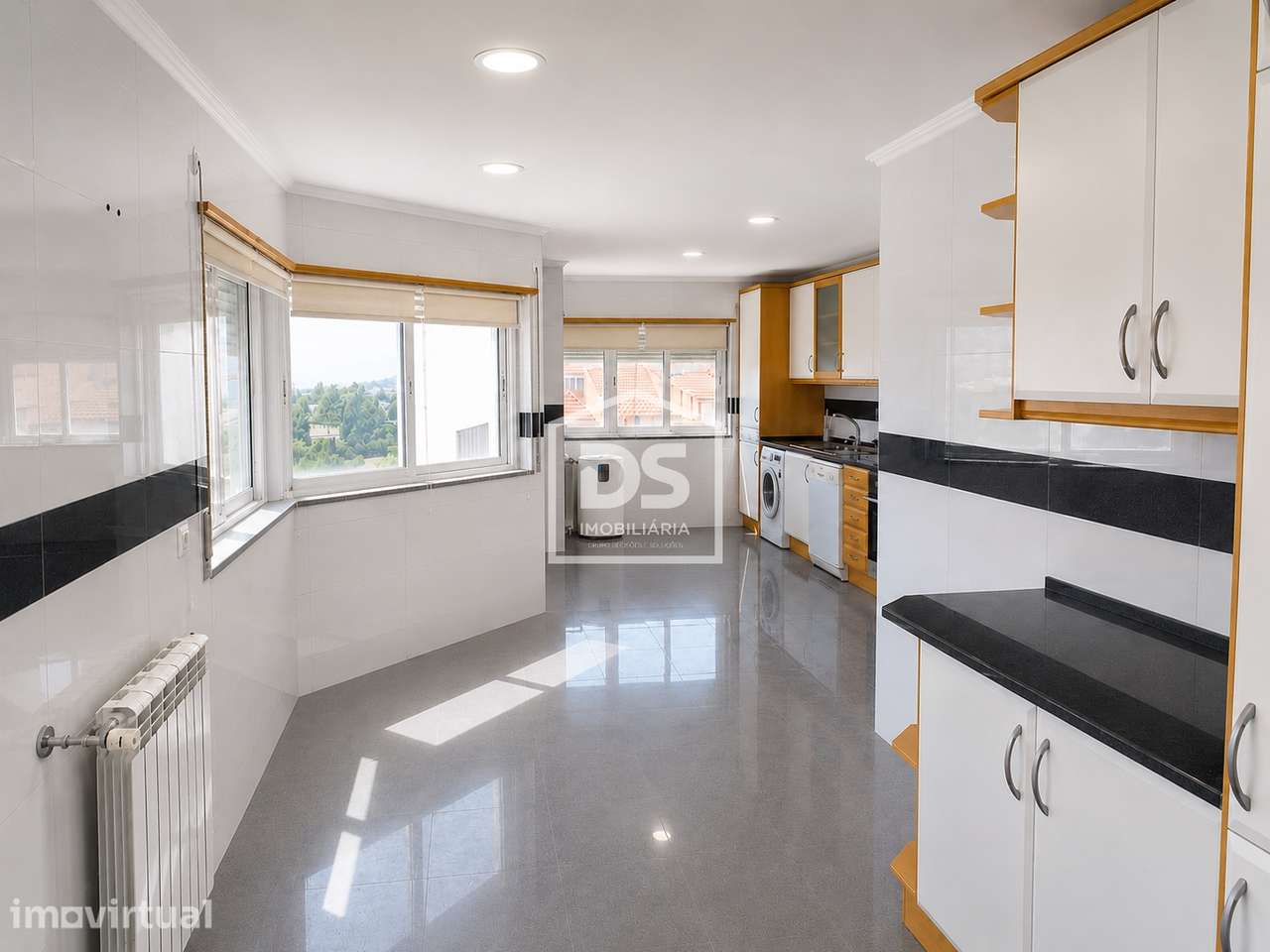 Apartamento T4 Venda em Odivelas,Odivelas - Grande imagem: 3/33