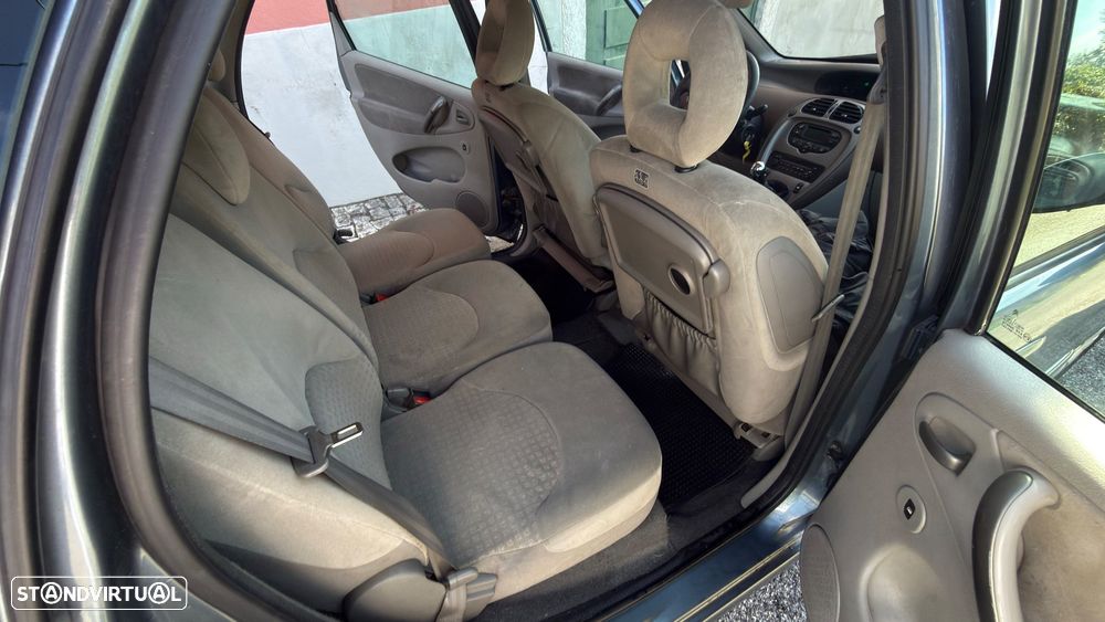 Citroën Xsara Picasso 1.6 HDi Premier Dynamique - 11