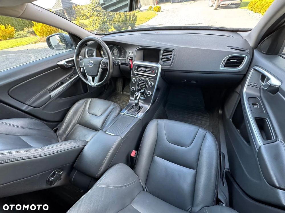 Volvo V60 D2 Geartronic Momentum - 8