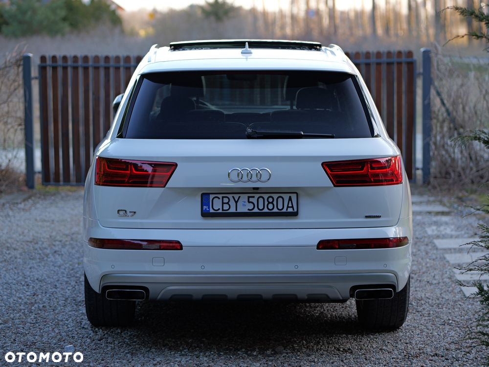 Audi Q7 - 25