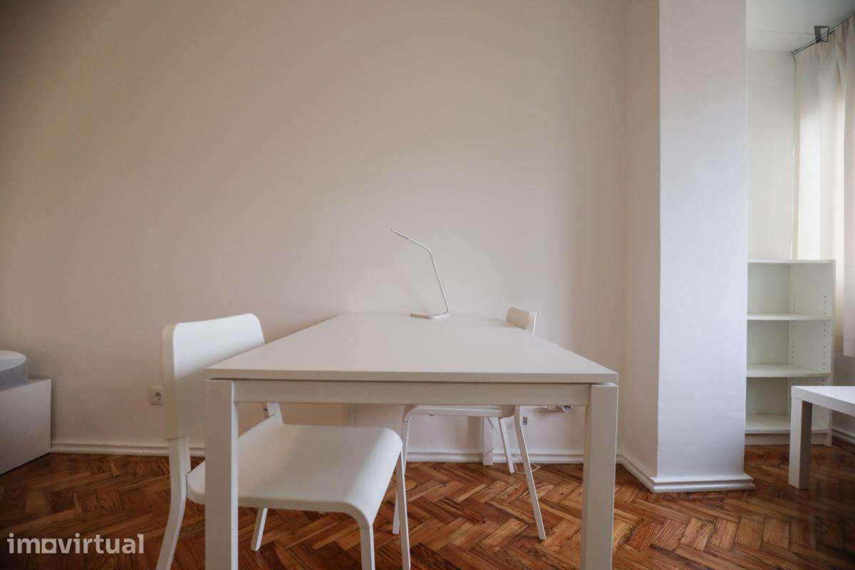 Quarto - localizado em Arroios Lisbon - Grande imagem: 5/48