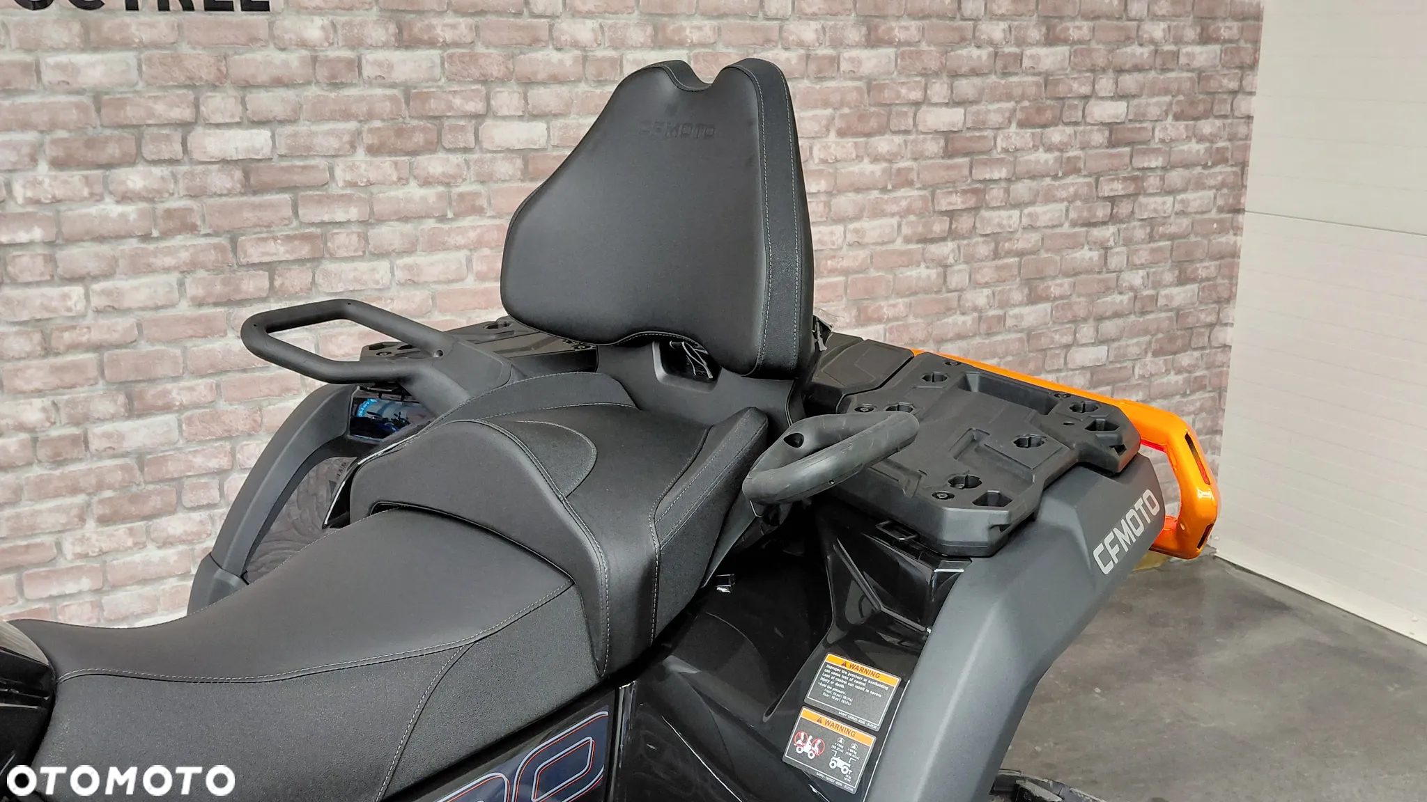 CFMoto CForce - 8