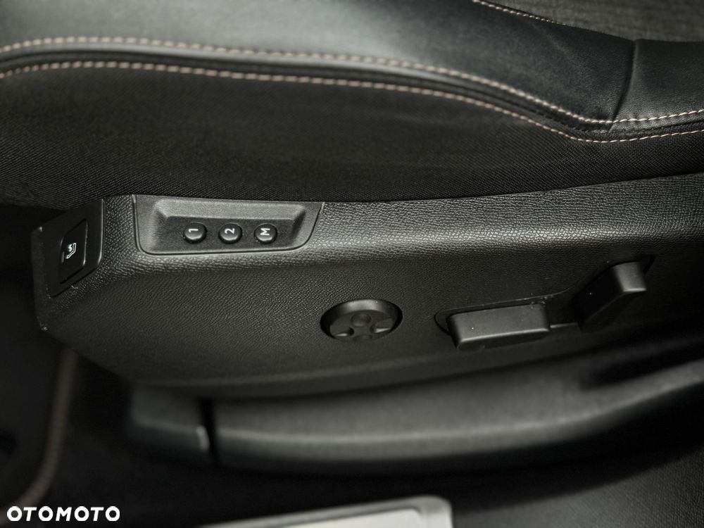 Peugeot 3008 PureTech 180 Stop & Start GPF EAT8 GT Pack - 15