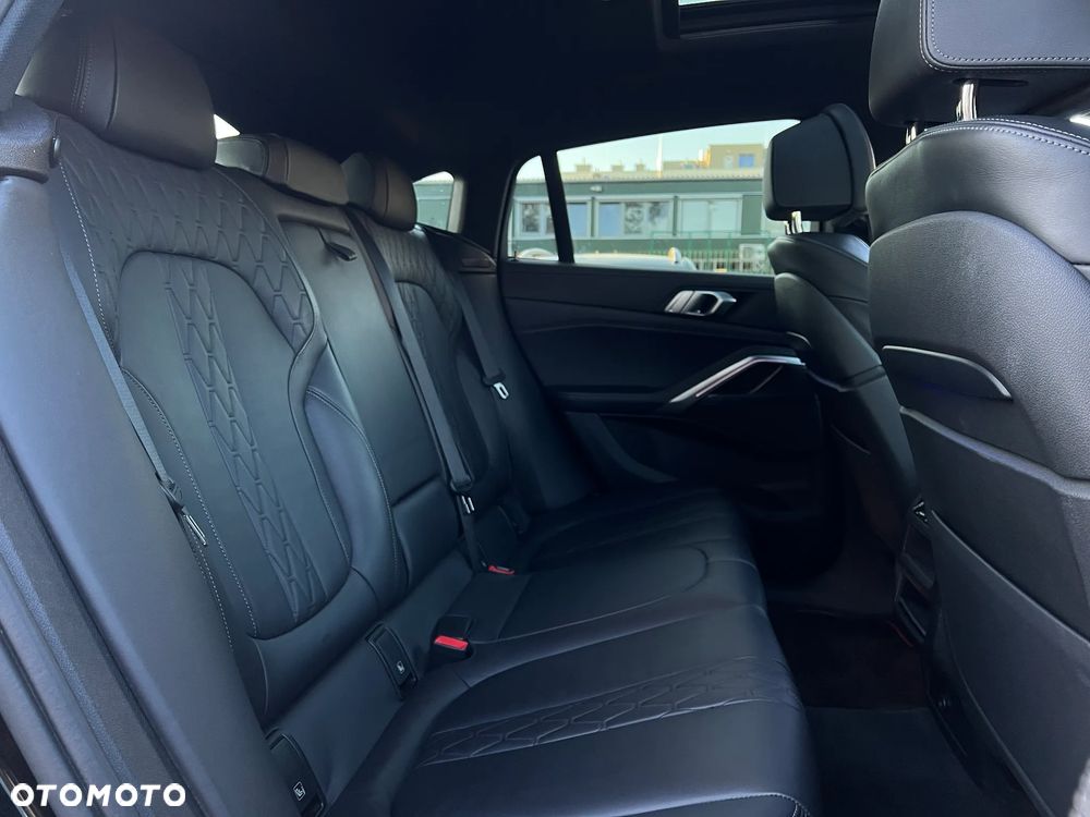 BMW X6 - 31