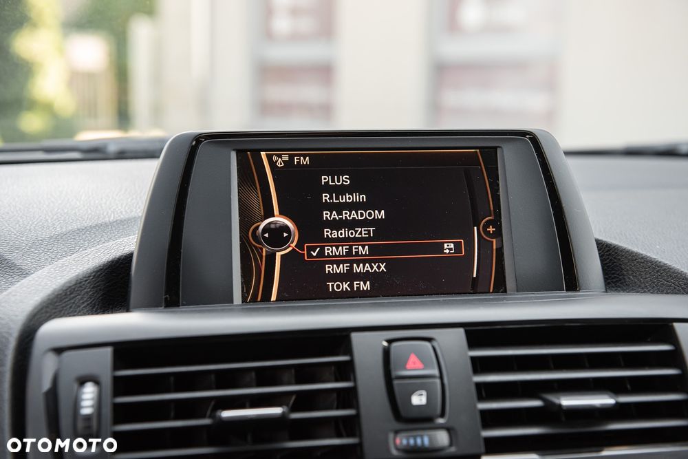 BMW Seria 1 118i - 21