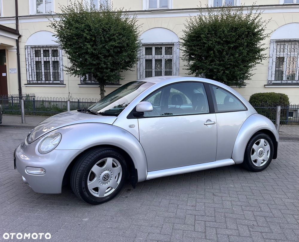 Volkswagen New Beetle 2.0 - 1