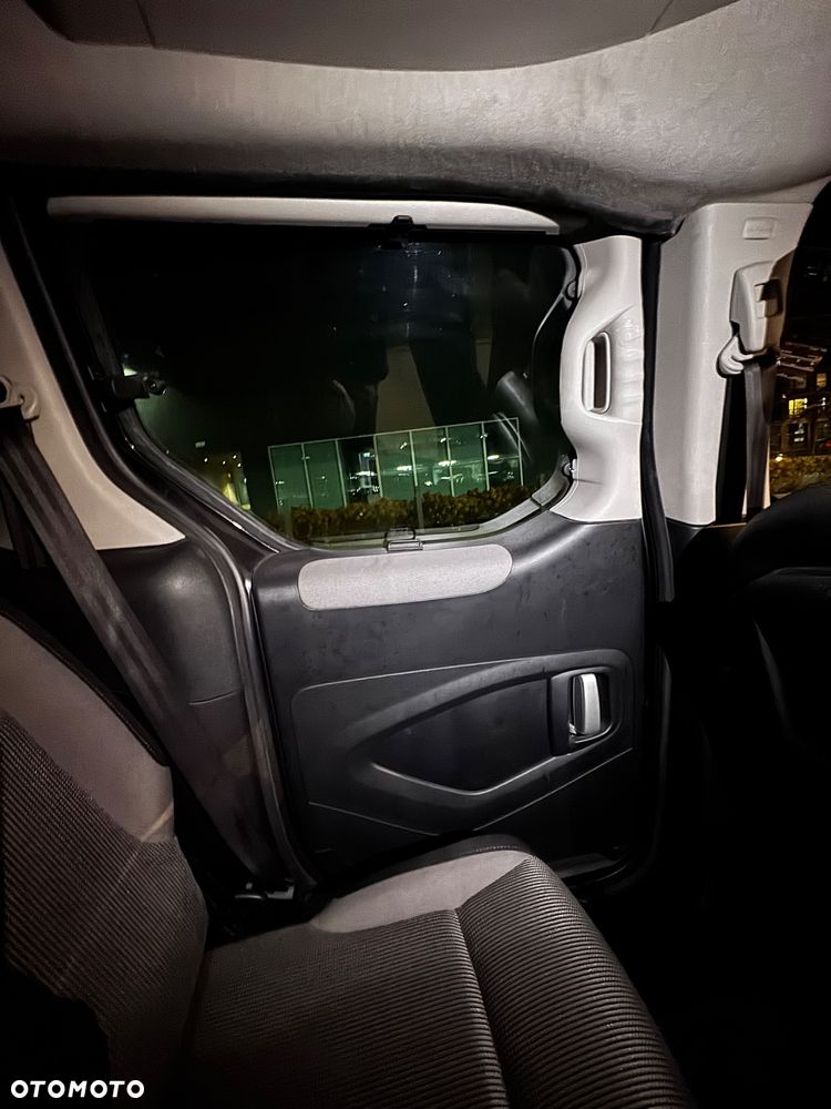 Peugeot Partner - 11