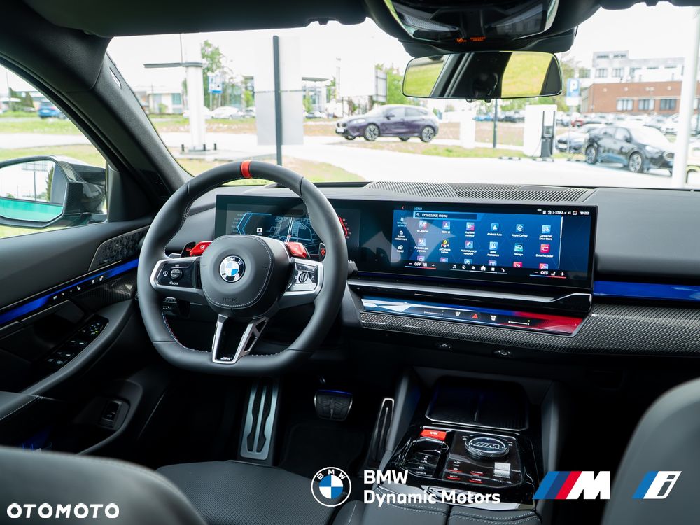 BMW M5 xDrive - 22