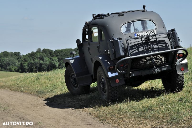 Volvo Amazon - 3
