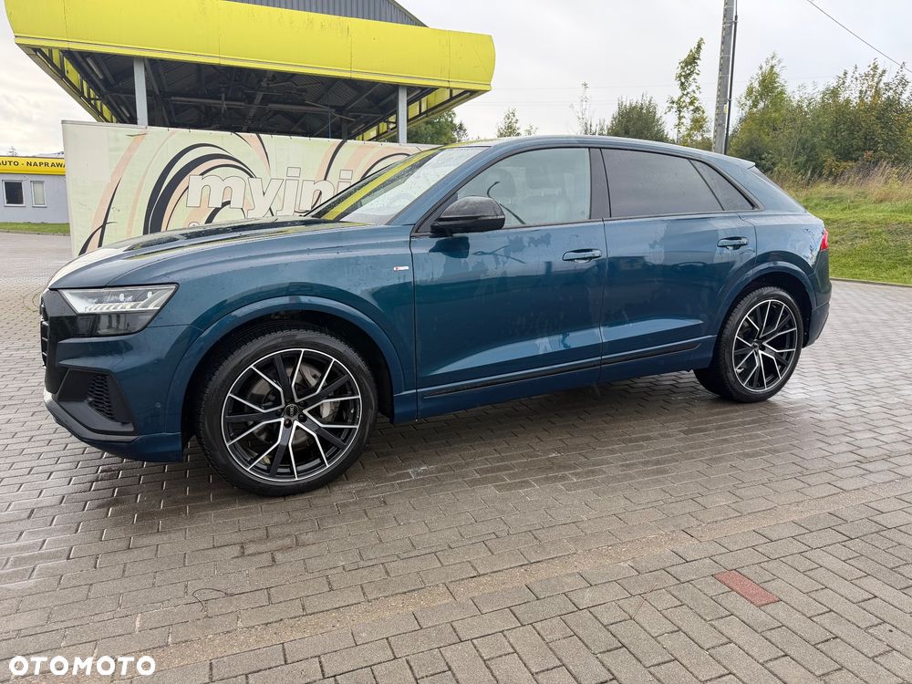 Audi Q8 - 11