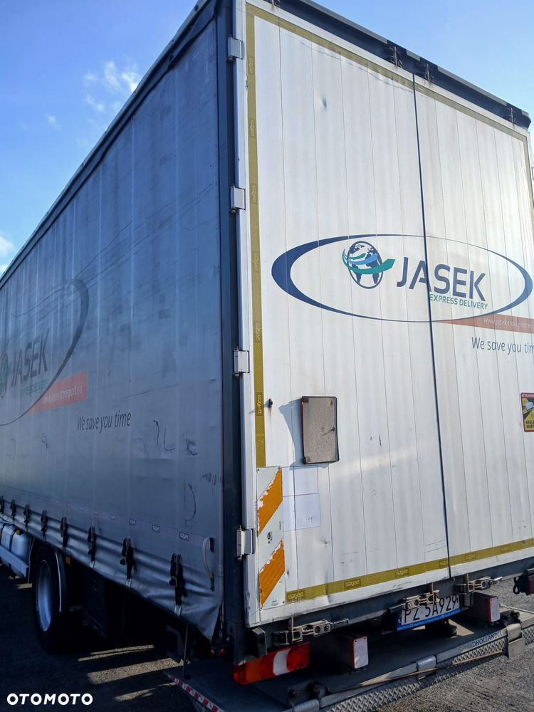 Mercedes-Benz Actros - 7