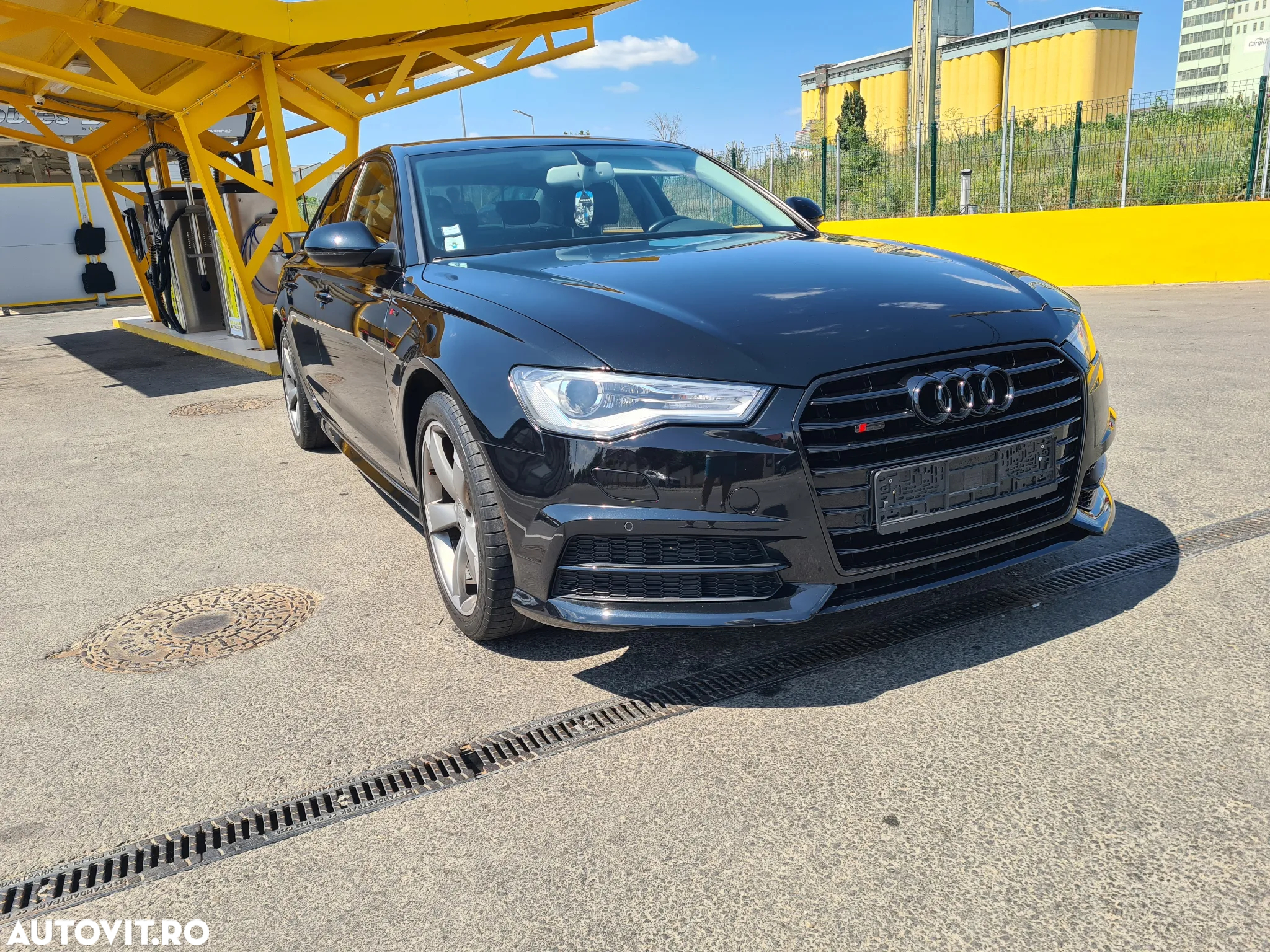 Audi A6 Avant 2.0 TDI Ultra S tronic - 2