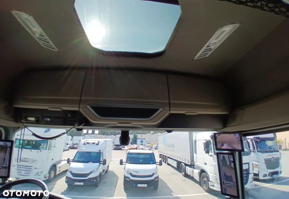 DAF XG - 23