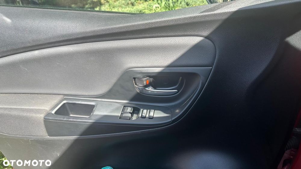 Toyota Yaris 1.5 Premium - 14