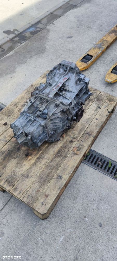 SKRZYNIA BIEGÓW AUDI A4 B7 A6 C6 MULTITRONIC JZM - 4