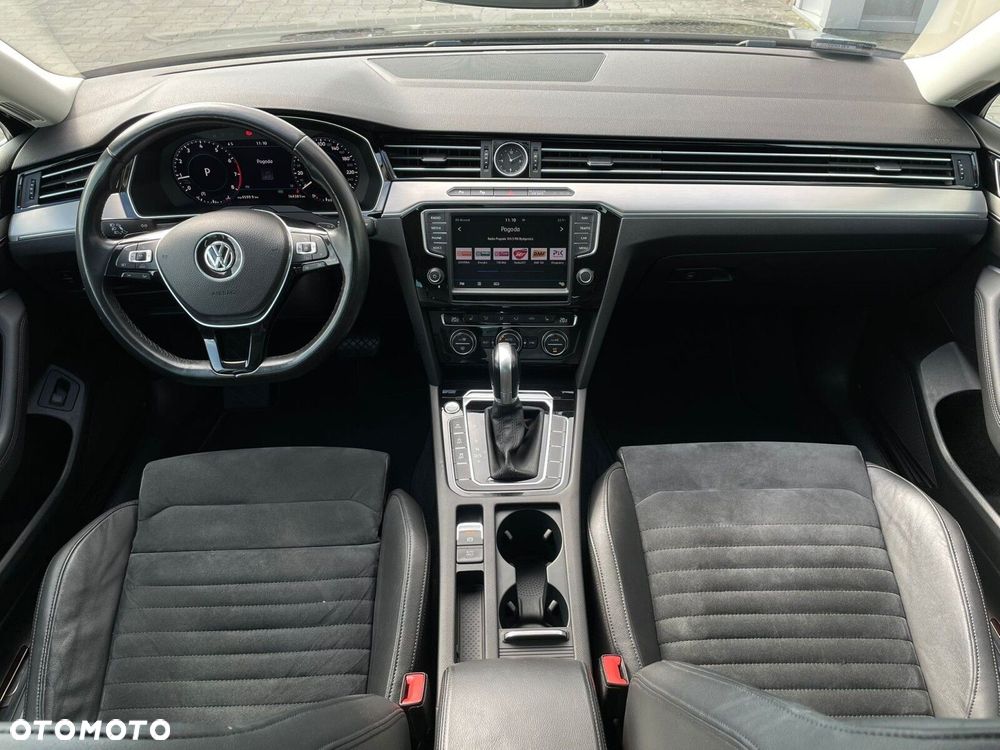 Volkswagen Passat - 16
