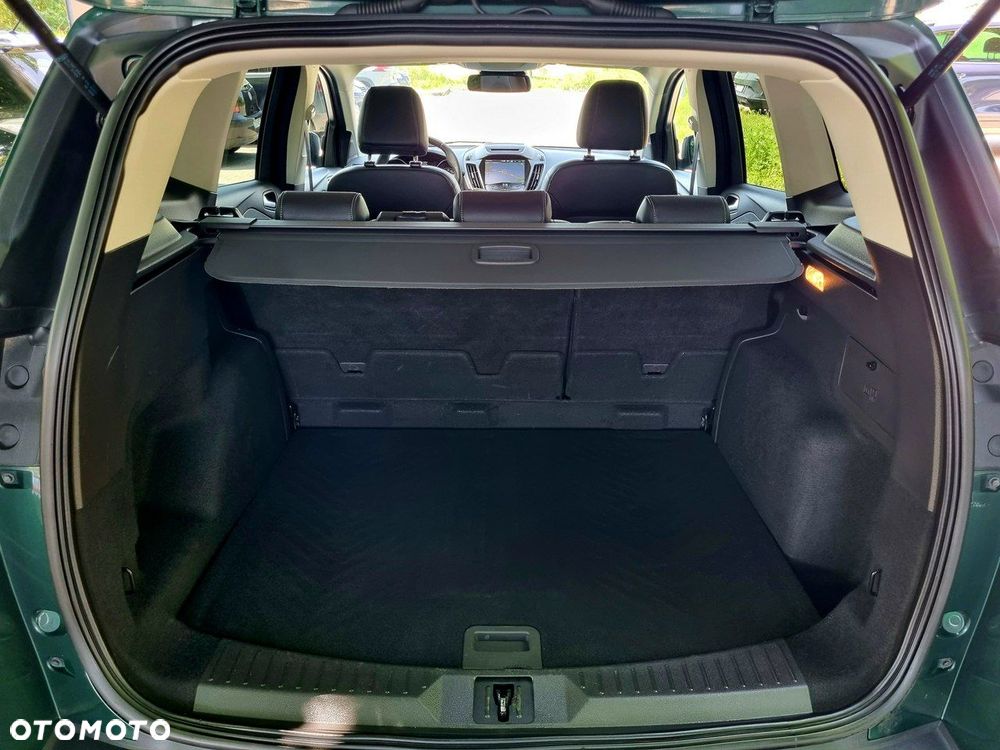 Ford Kuga 1.5 EcoBoost 2x4 Titanium - 13