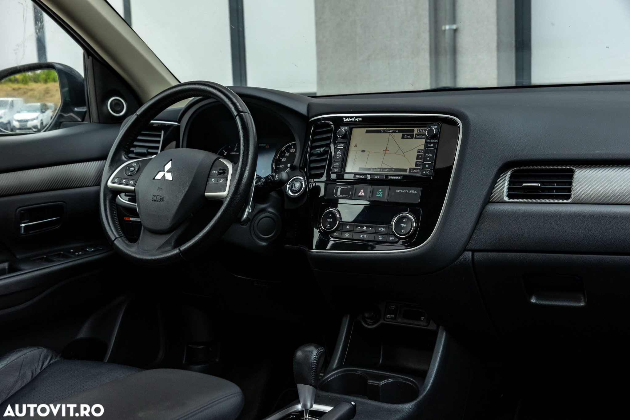 Mitsubishi Outlander 2.2 Litre 4WD DI-D Intense - 31