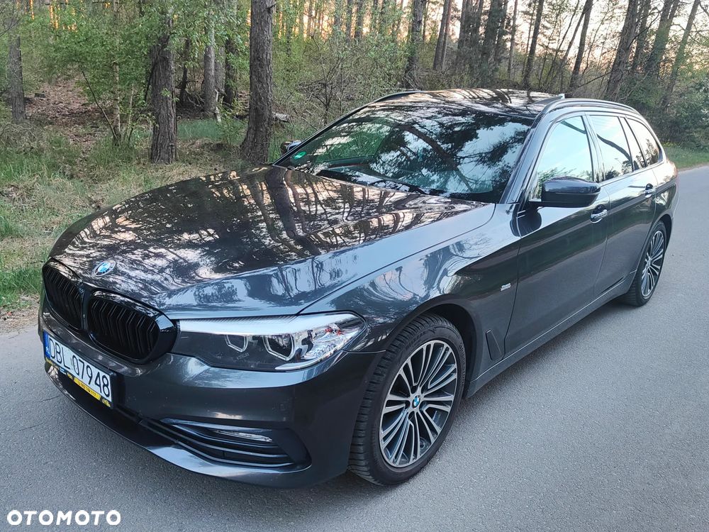 BMW Seria 5 520d Sport Line - 3