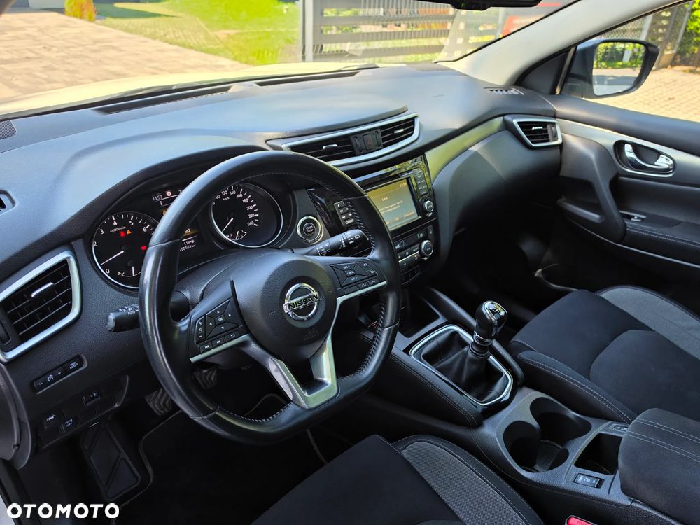 Nissan Qashqai 1.6 DIG-T Tekna+ - 11
