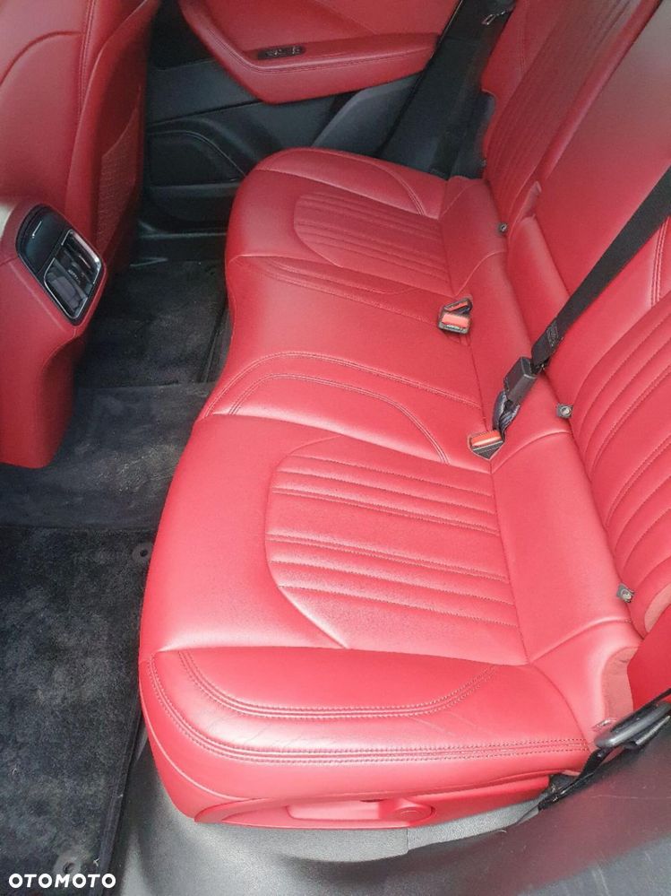 Maserati Levante S Q4 - 24