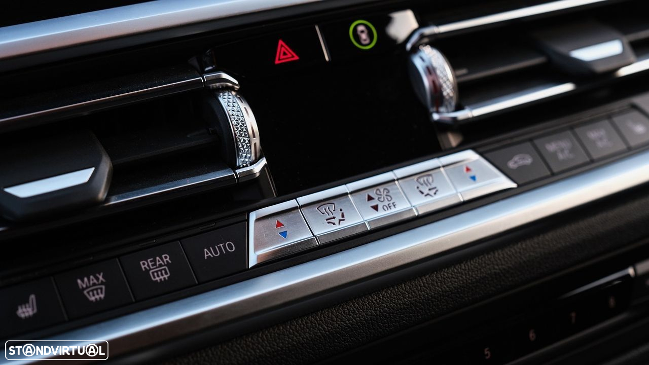 BMW 320 - 25