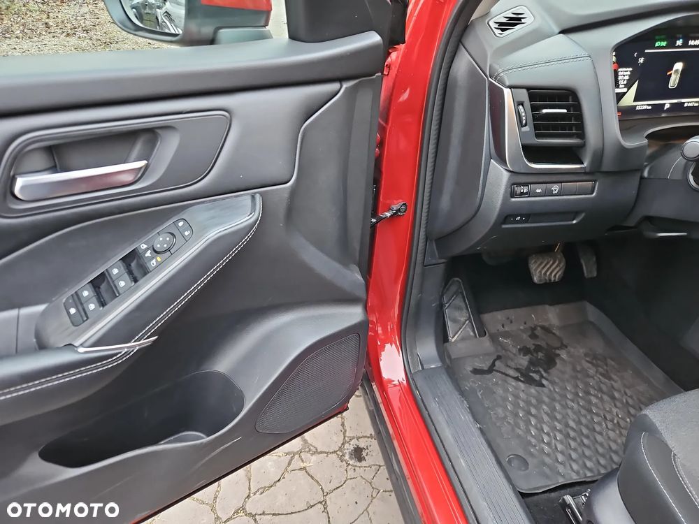 Nissan Qashqai 1.3 DIG-T mHEV N-Connecta Xtronic - 11