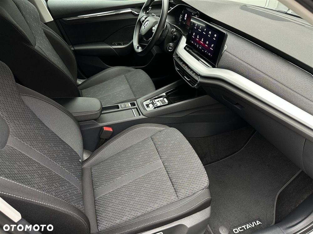 Skoda Octavia 2.0 TSI 4x4 Style DSG - 7