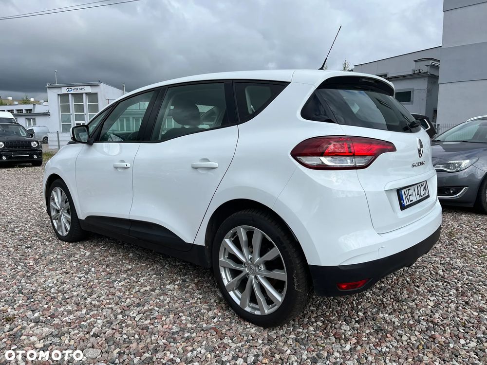 Renault Scenic - 8