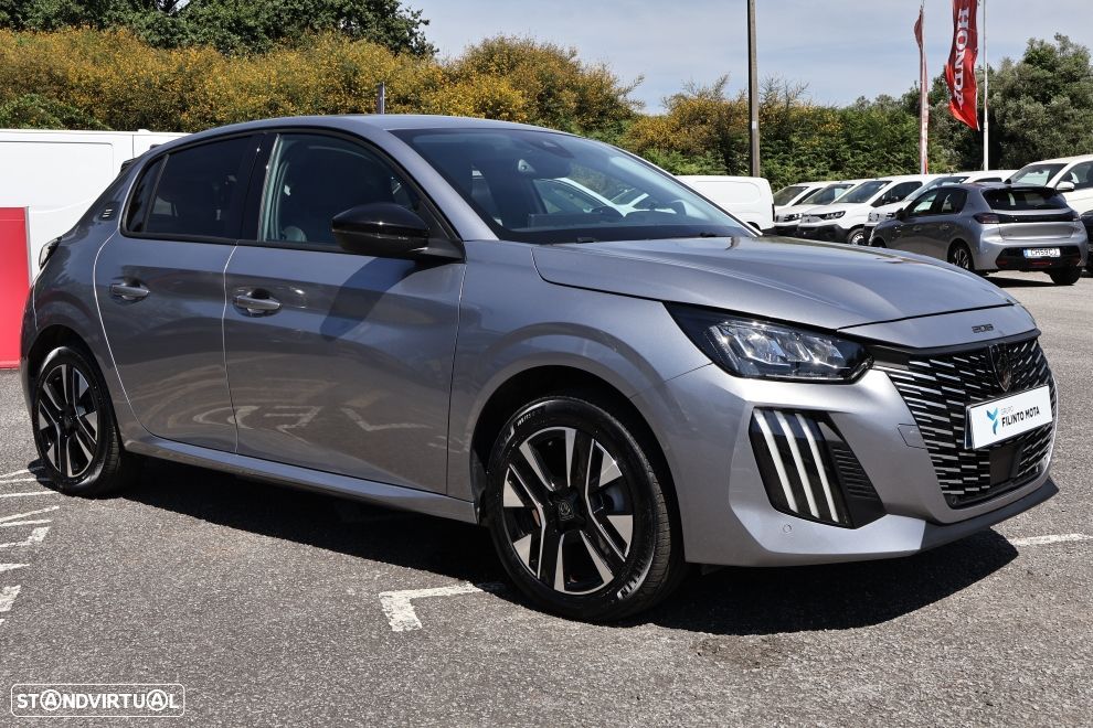Peugeot e-208 Allure - 4