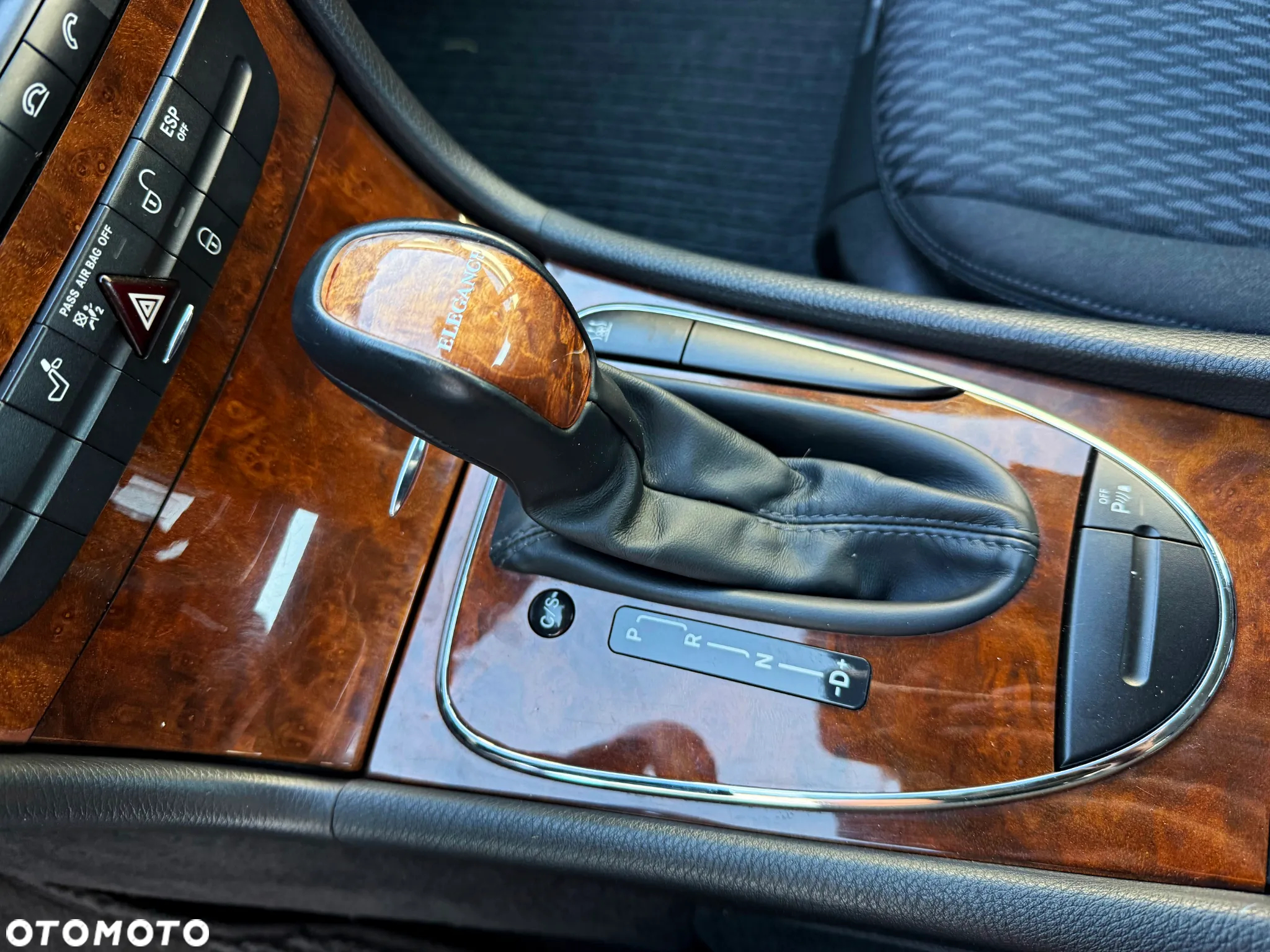 Mercedes-Benz Klasa E - 19