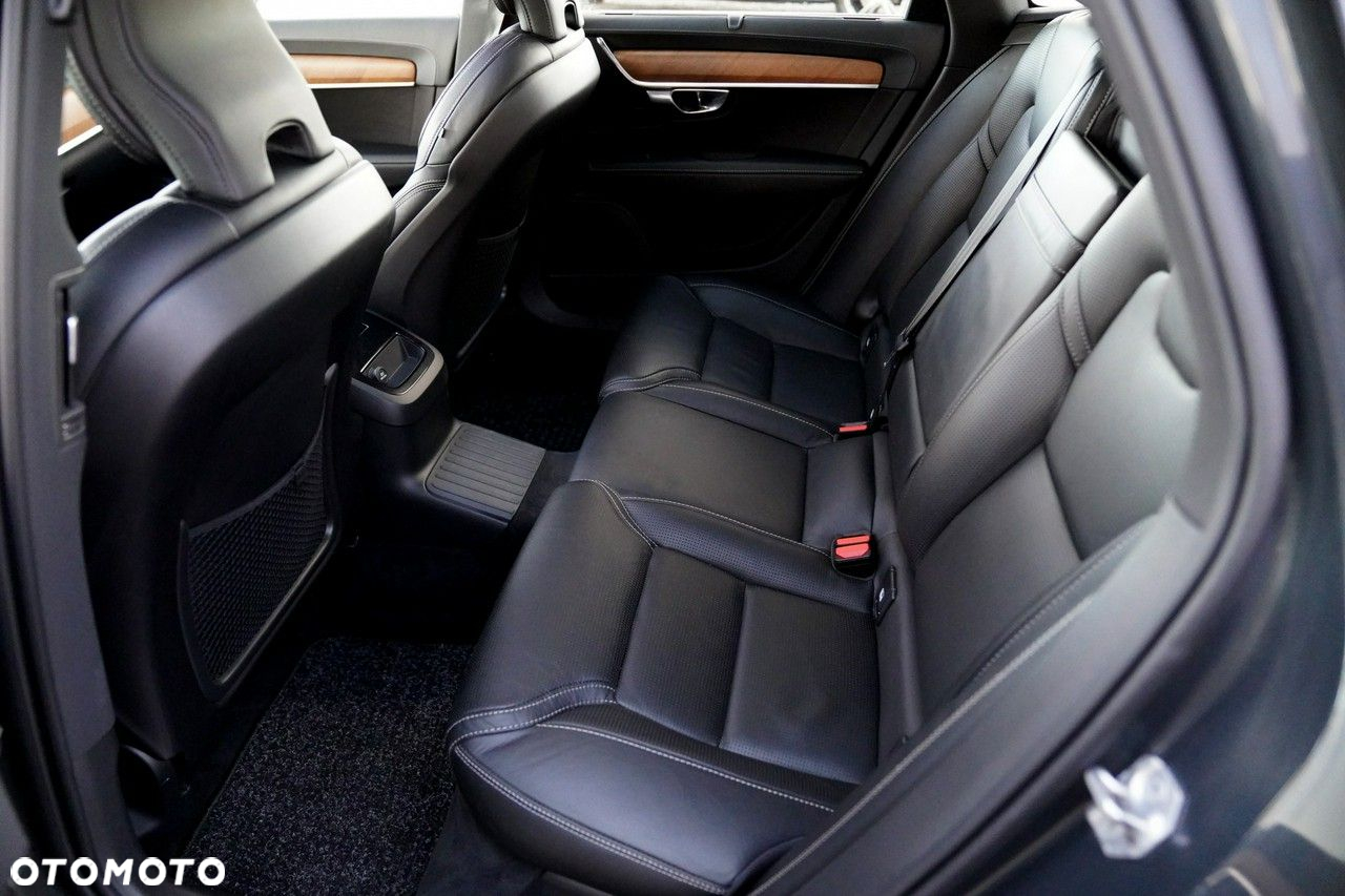 Volvo V90 - 21