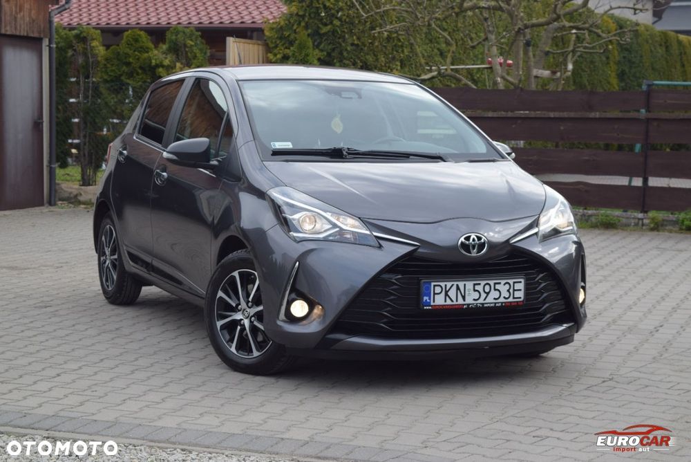Toyota Yaris 1.5 Premium - 8