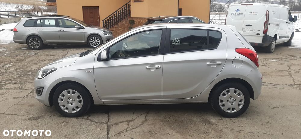 Hyundai i20 - 14