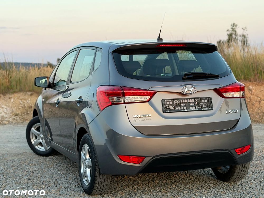 Hyundai ix20 1.4 Comfort - 4