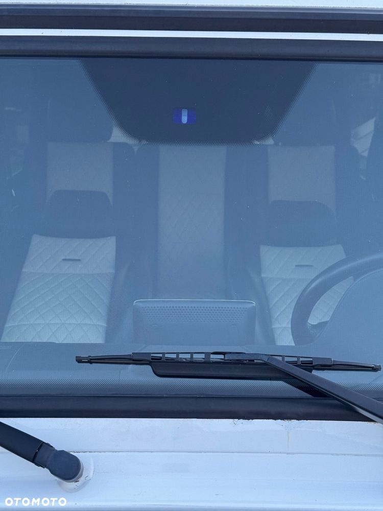 Mercedes-Benz Klasa G 63 AMG AMG SPEEDSHIFT 7G-TRONIC - 37