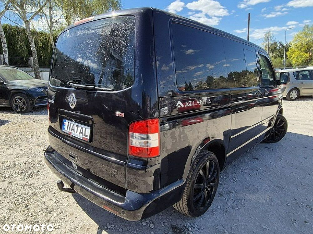 Volkswagen Multivan - 2