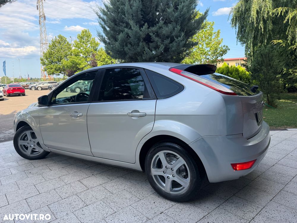 Ford Focus 1.6 Ti-VCT Anniversary - 5