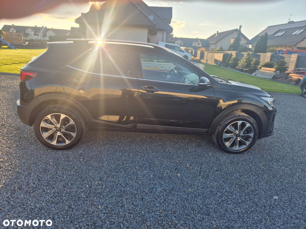 Kia Stonic 1.0 T-GDI 120 Platinum Edition - 4